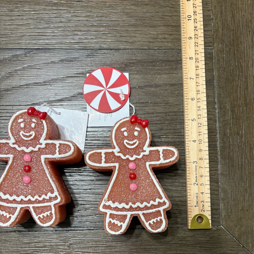 Gingerbread Girl With Bow Candles